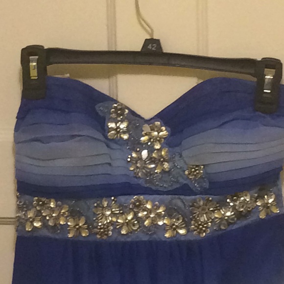 Blue prom dress - Picture 4 of 7